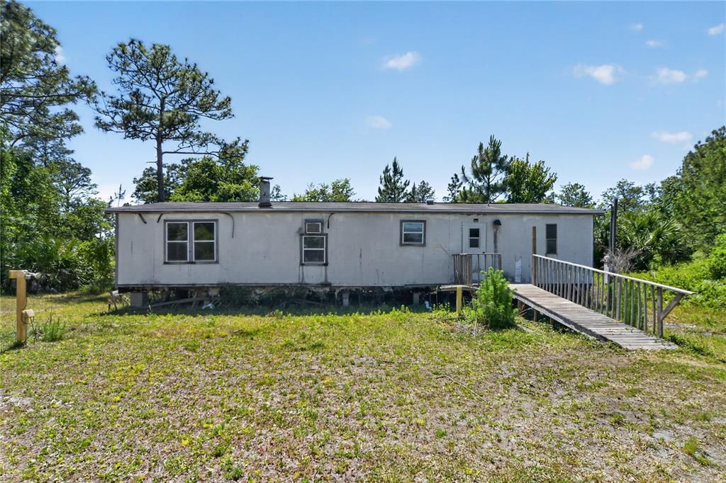 Activo con contrato: $249,000 (3 camas, 2 baños, 1248 Pies cuadrados)