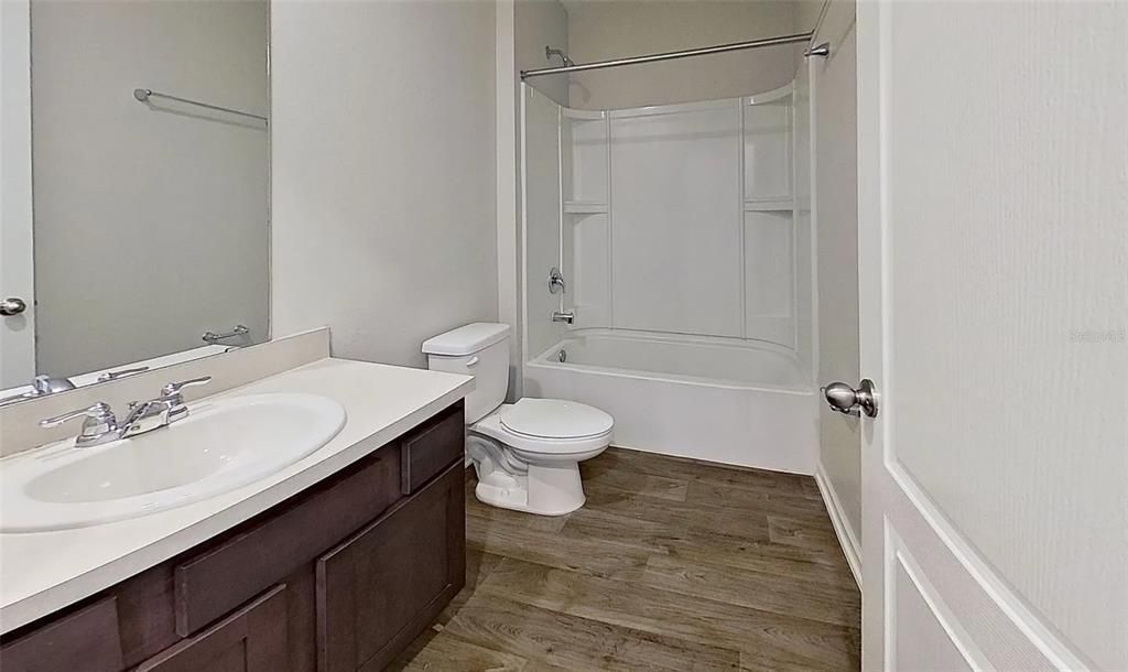 For Sale: $320,000 (3 beds, 2 baths, 1488 Square Feet)