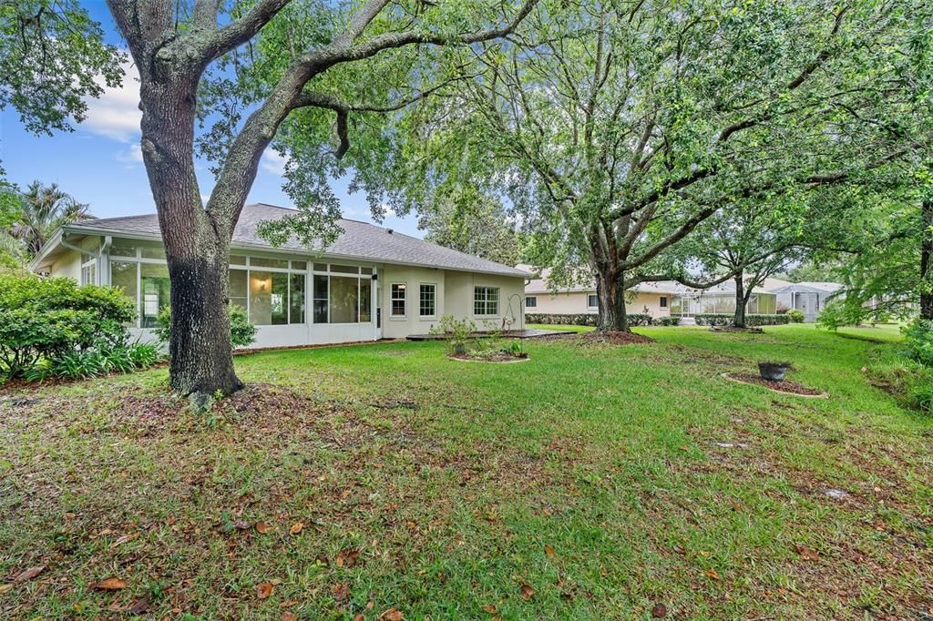 Activo con contrato: $297,000 (3 camas, 2 baños, 1961 Pies cuadrados)