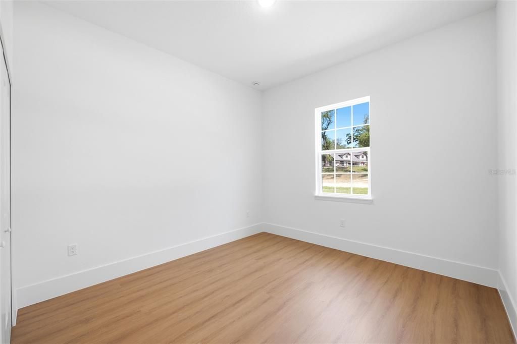 Active With Contract: $399,900 (4 beds, 2 baths, 1799 Square Feet)