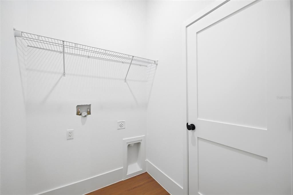 Active With Contract: $399,900 (4 beds, 2 baths, 1799 Square Feet)
