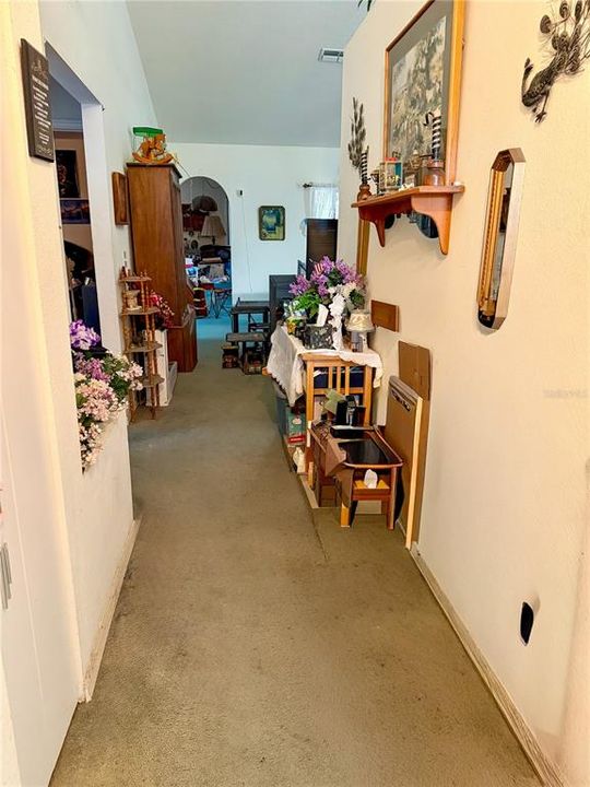 Activo con contrato: $410,000 (3 camas, 2 baños, 1488 Pies cuadrados)