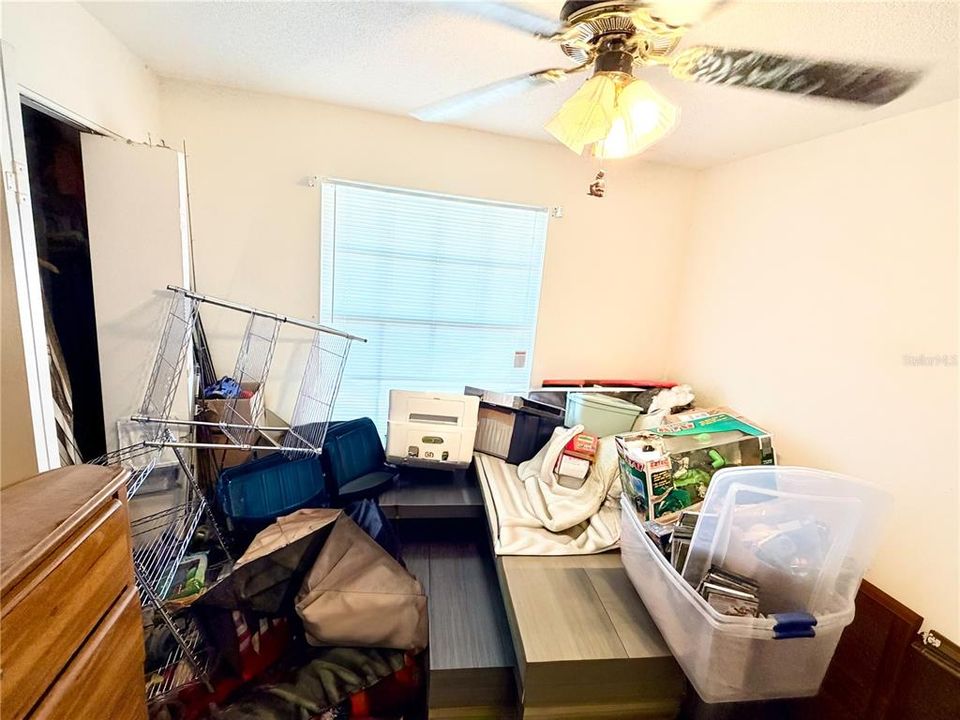 Activo con contrato: $410,000 (3 camas, 2 baños, 1488 Pies cuadrados)