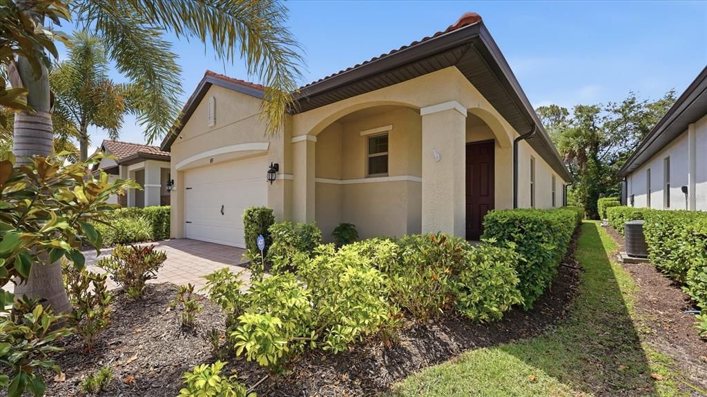 На продажу: $395,000 (3 спален, 2 ванн, 1602 Квадратных фут)