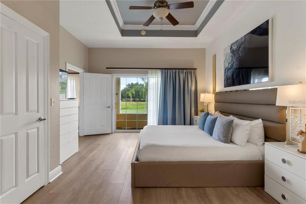 For Sale: $335,000 (3 beds, 3 baths, 2124 Square Feet)