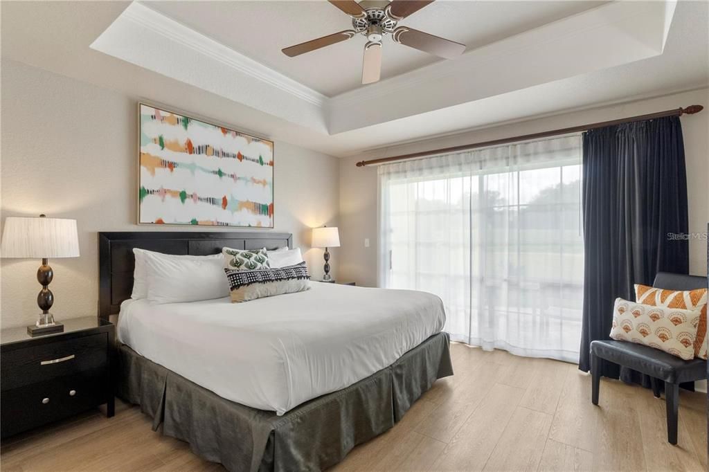 For Sale: $335,000 (3 beds, 3 baths, 2124 Square Feet)