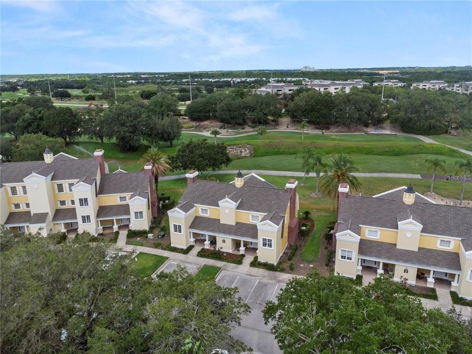 For Sale: $335,000 (3 beds, 3 baths, 2124 Square Feet)