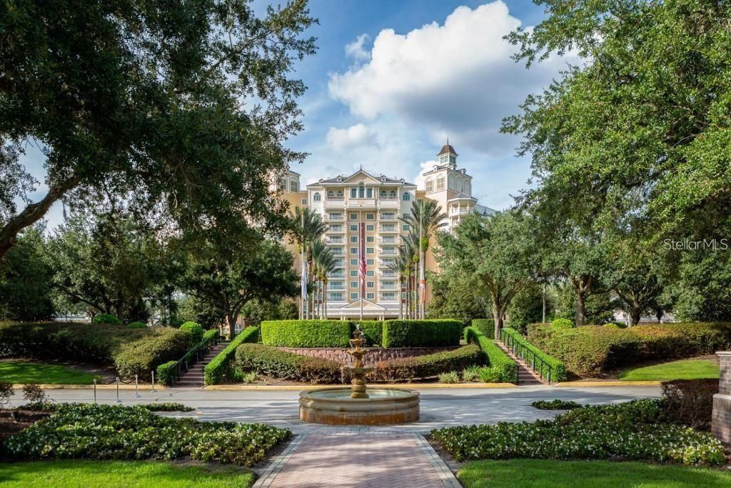 For Sale: $335,000 (3 beds, 3 baths, 2124 Square Feet)