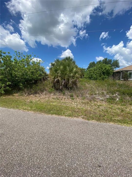 На продажу: $15,000 (0.23 acres)