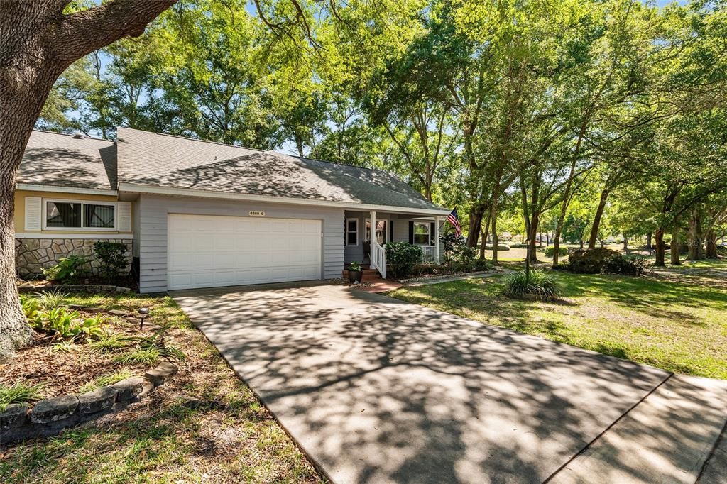 Active With Contract: $189,900 (2 beds, 2 baths, 1887 Square Feet)