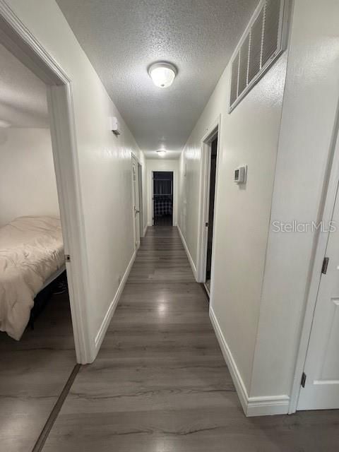 En Venta: $349,000 (4 camas, 2 baños, 1701 Pies cuadrados)