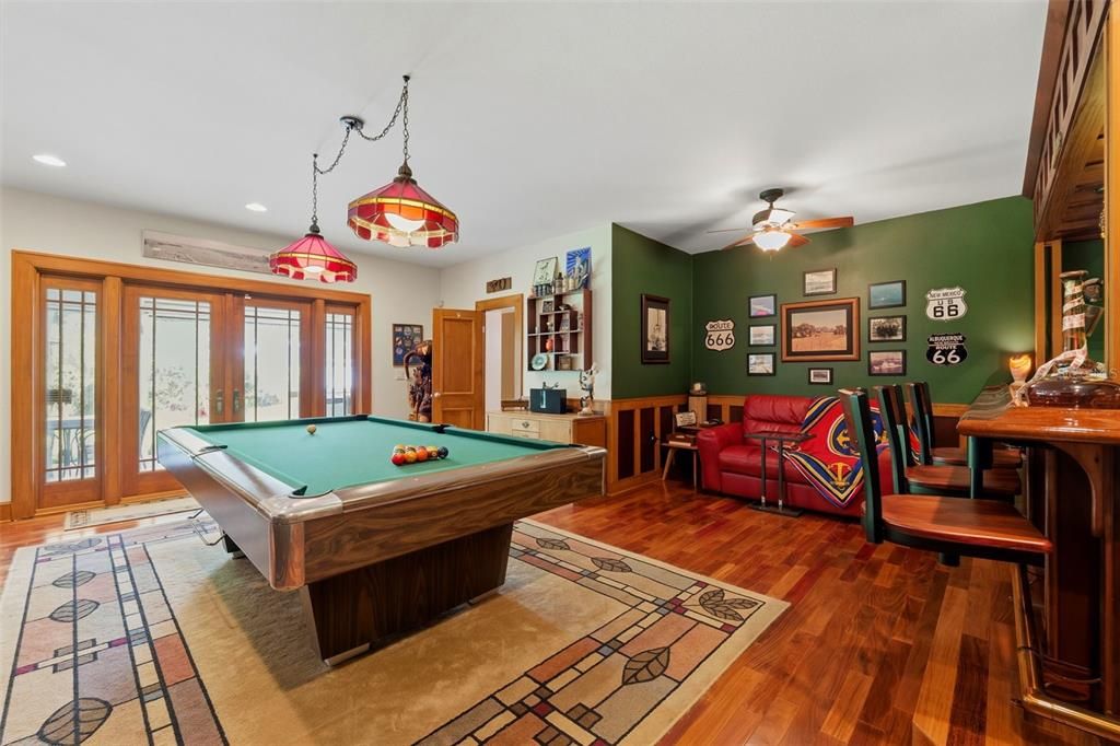 For Sale: $1,320,000 (4 beds, 4 baths, 3836 Square Feet)