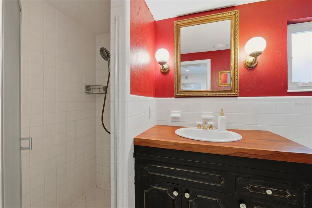 For Sale: $1,320,000 (4 beds, 4 baths, 3836 Square Feet)