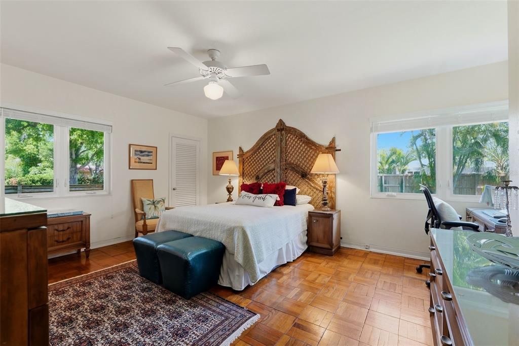 For Sale: $1,320,000 (4 beds, 4 baths, 3836 Square Feet)