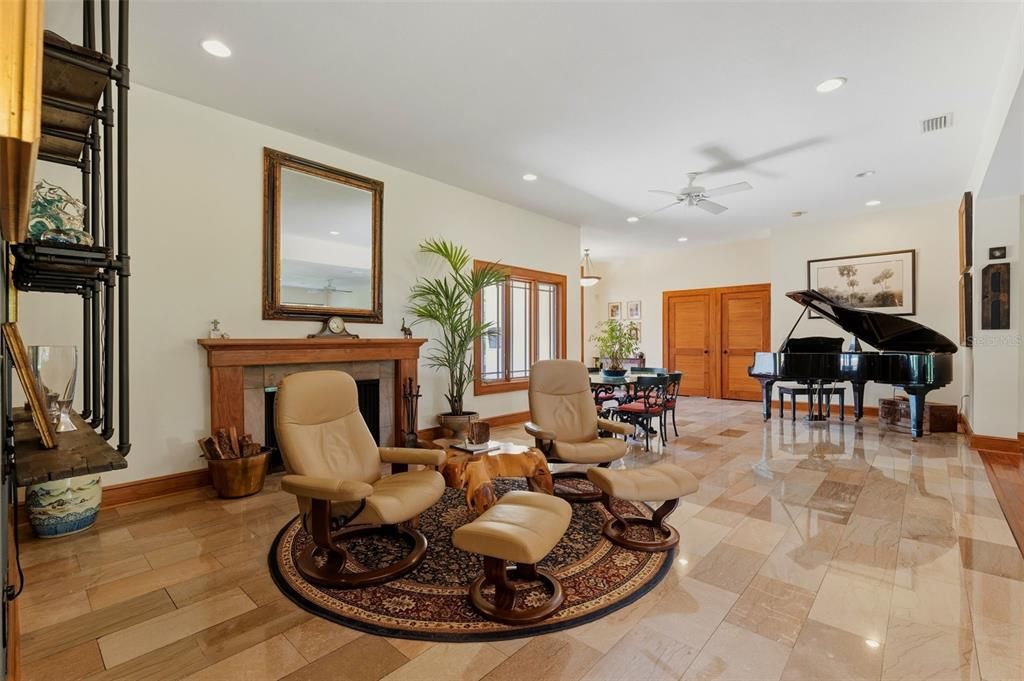 For Sale: $1,320,000 (4 beds, 4 baths, 3836 Square Feet)