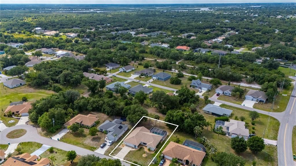 For Sale: $349,900 (3 beds, 2 baths, 1884 Square Feet)