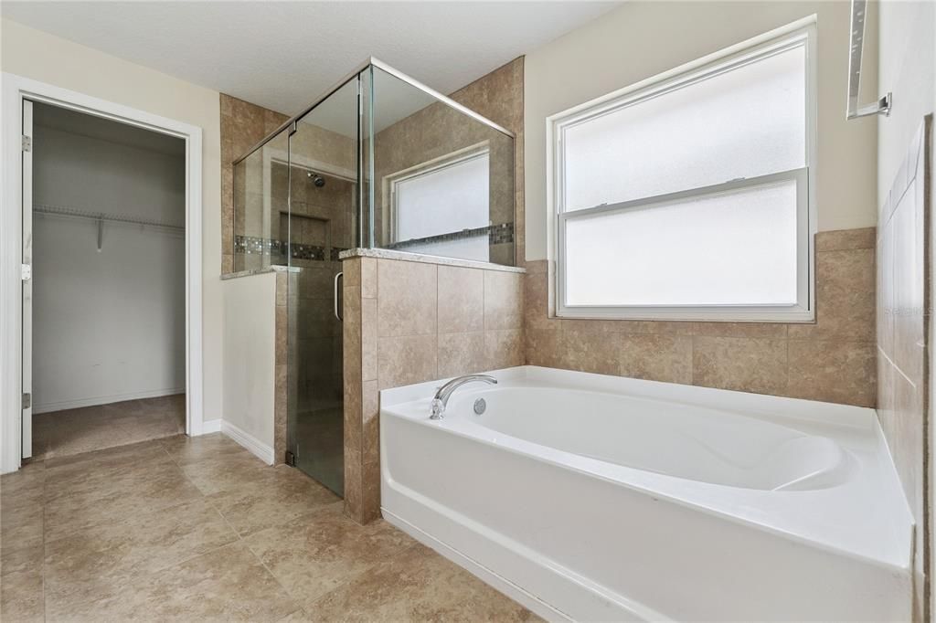Active With Contract: $349,000 (4 beds, 2 baths, 1789 Square Feet)