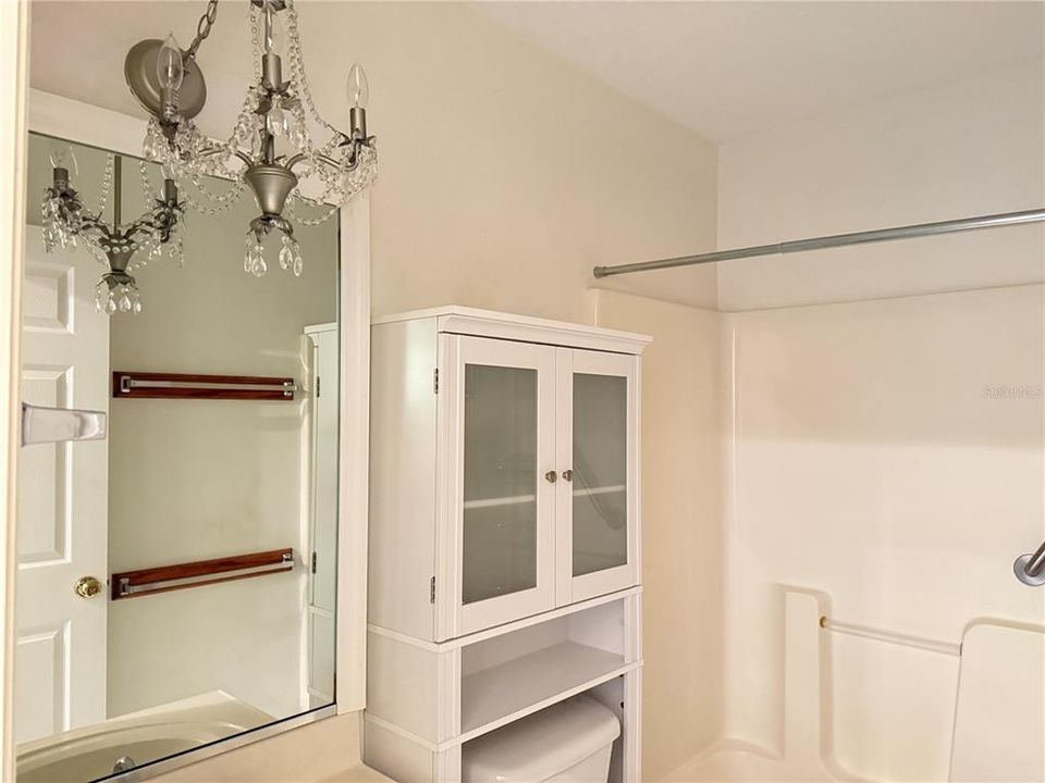En Venta: $245,000 (3 camas, 2 baños, 1428 Pies cuadrados)
