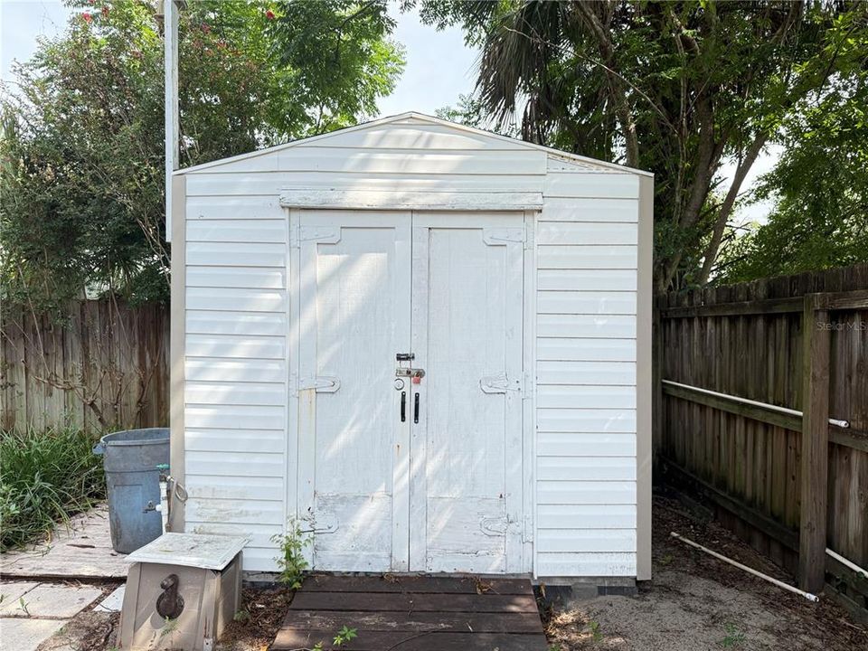 En Venta: $245,000 (3 camas, 2 baños, 1428 Pies cuadrados)