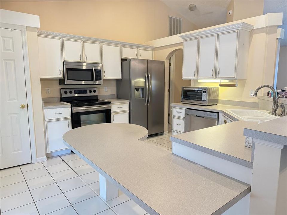 En Venta: $245,000 (3 camas, 2 baños, 1428 Pies cuadrados)