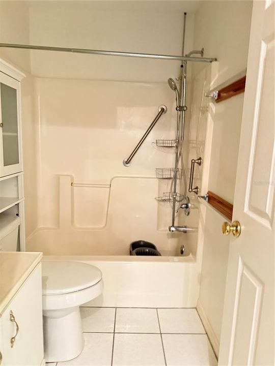 En Venta: $245,000 (3 camas, 2 baños, 1428 Pies cuadrados)