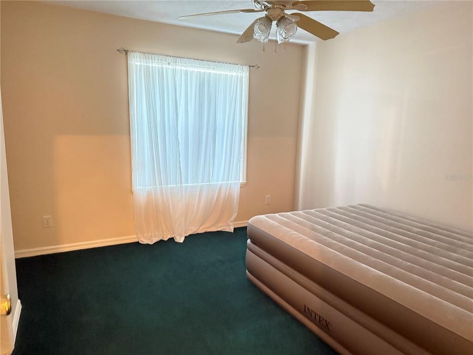 En Venta: $245,000 (3 camas, 2 baños, 1428 Pies cuadrados)
