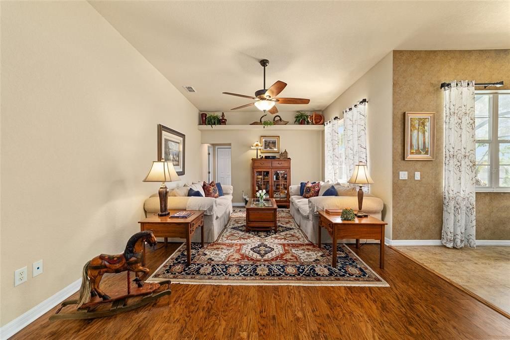 For Sale: $524,499 (4 beds, 3 baths, 2562 Square Feet)