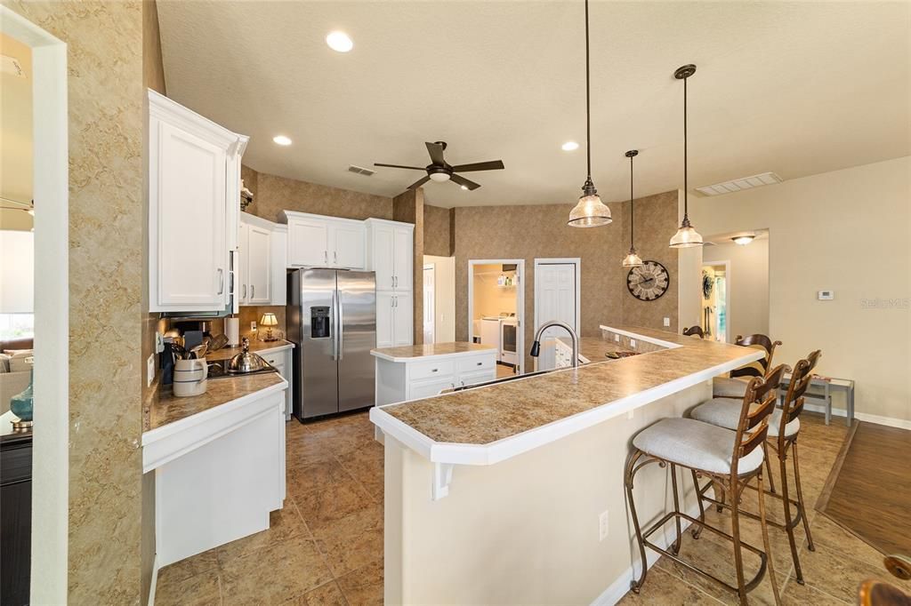 For Sale: $524,499 (4 beds, 3 baths, 2562 Square Feet)