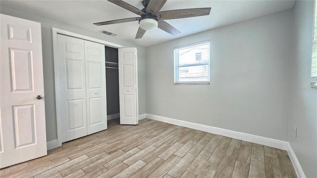 For Rent: $1,750 (2 beds, 1 baths, 806 Square Feet)