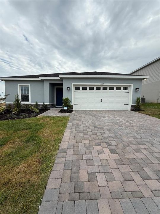 For Rent: $2,275 (4 beds, 2 baths, 1703 Square Feet)