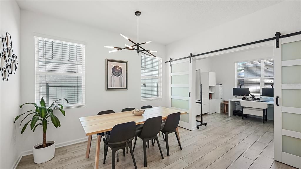 For Rent: $2,950 (3 beds, 2 baths, 1930 Square Feet)