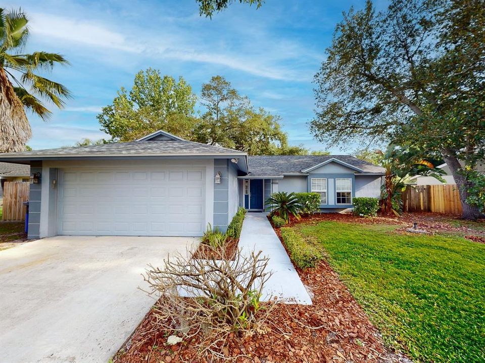 For Sale: $395,000 (3 beds, 2 baths, 1300 Square Feet)