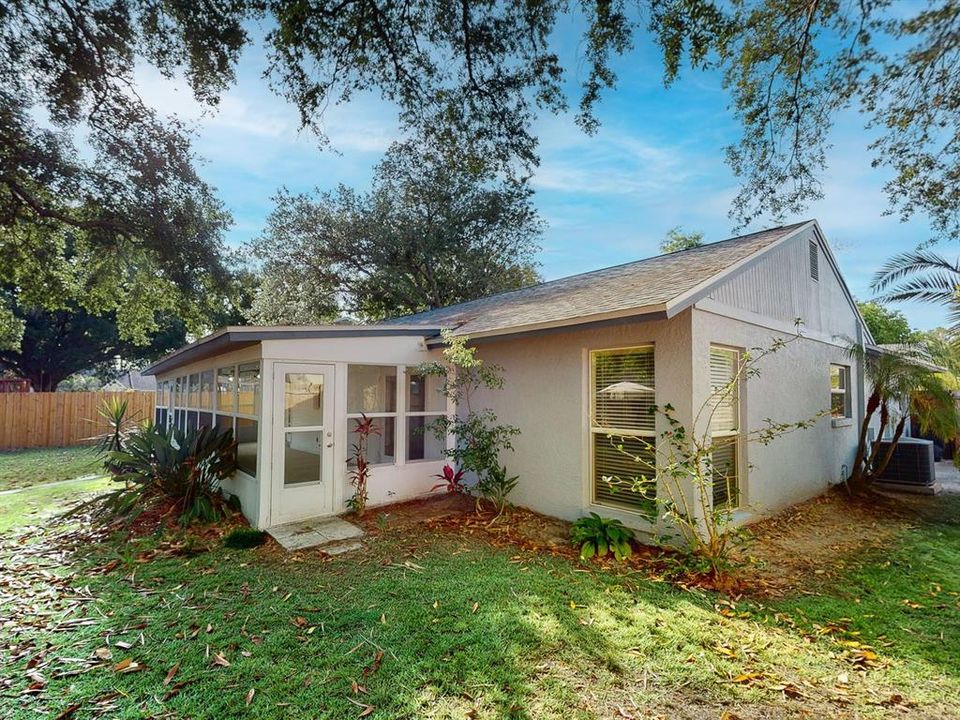 For Sale: $395,000 (3 beds, 2 baths, 1300 Square Feet)