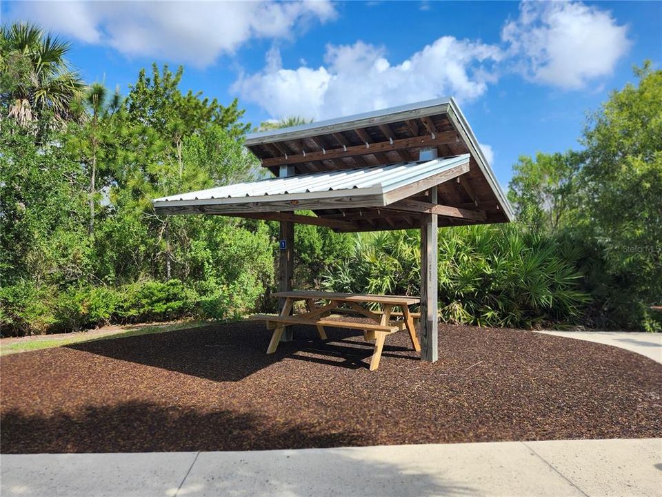 For Sale: $399,900 (3 beds, 2 baths, 1702 Square Feet)