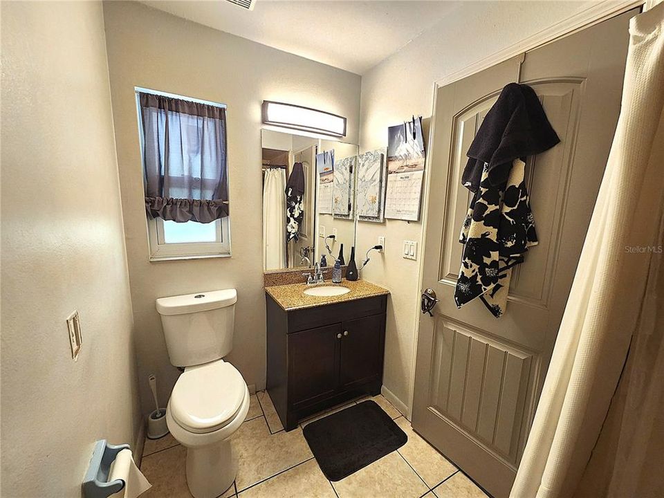For Sale: $399,900 (3 beds, 2 baths, 1702 Square Feet)