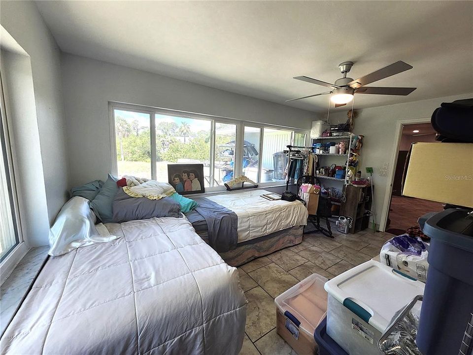 For Sale: $399,900 (3 beds, 2 baths, 1702 Square Feet)