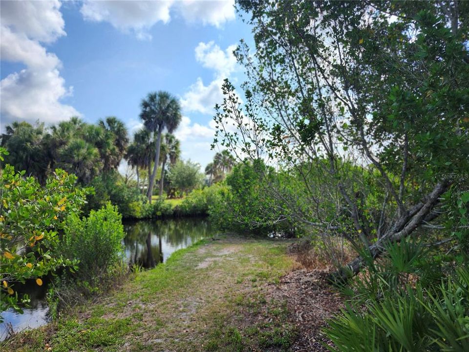 For Sale: $399,900 (3 beds, 2 baths, 1702 Square Feet)