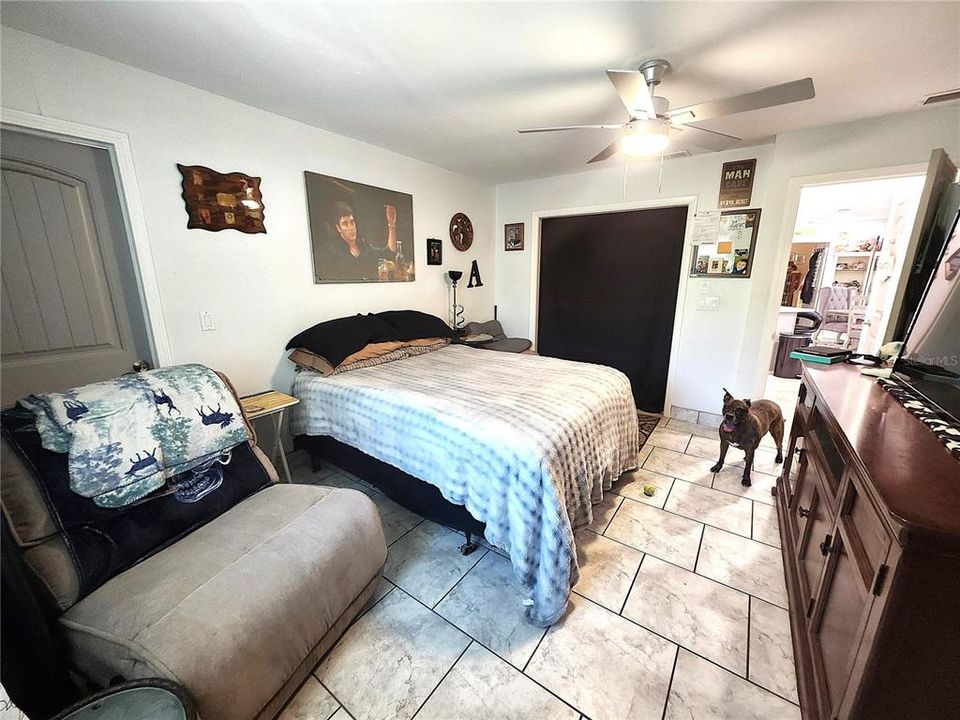 For Sale: $399,900 (3 beds, 2 baths, 1702 Square Feet)