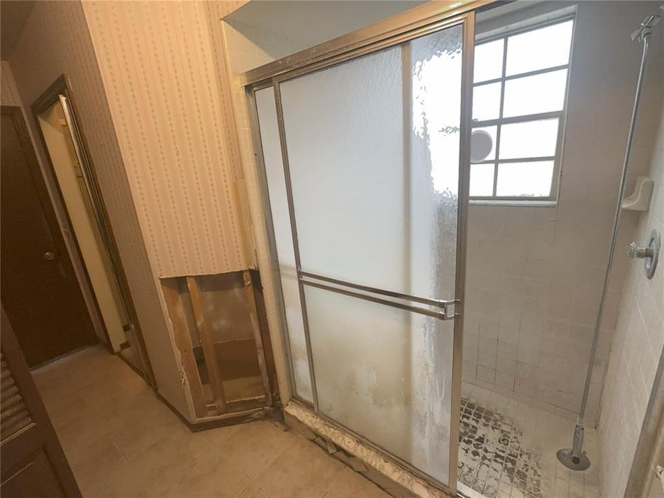 На продажу: $350,000 (3 спален, 2 ванн, 2040 Квадратных фут)