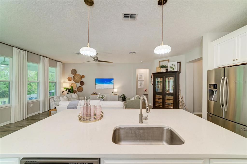For Sale: $569,000 (4 beds, 2 baths, 2319 Square Feet)