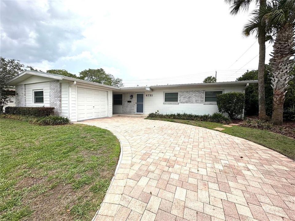 En Venta: $389,500 (3 camas, 2 baños, 1667 Pies cuadrados)