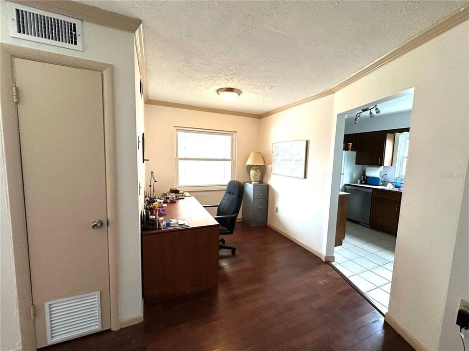 En Venta: $389,500 (3 camas, 2 baños, 1667 Pies cuadrados)