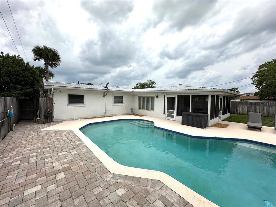 En Venta: $389,500 (3 camas, 2 baños, 1667 Pies cuadrados)