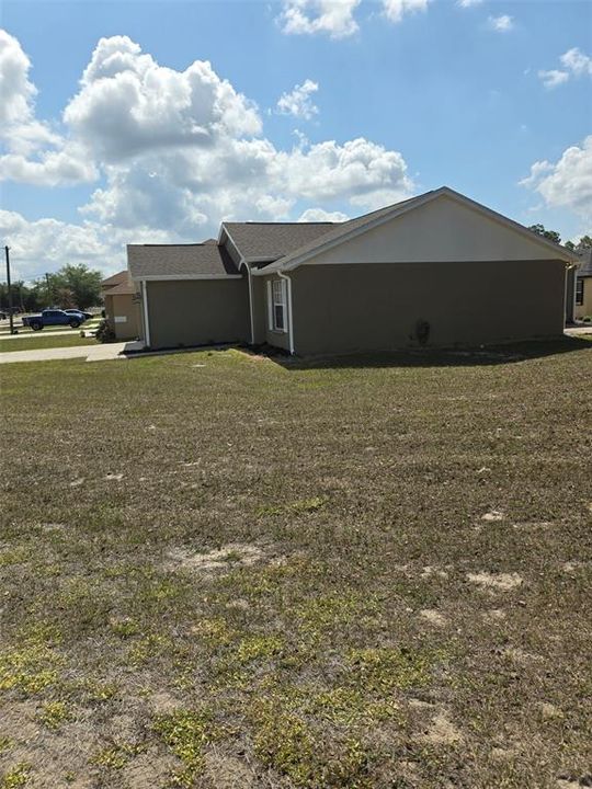 Active With Contract: $234,900 (3 beds, 2 baths, 1240 Square Feet)