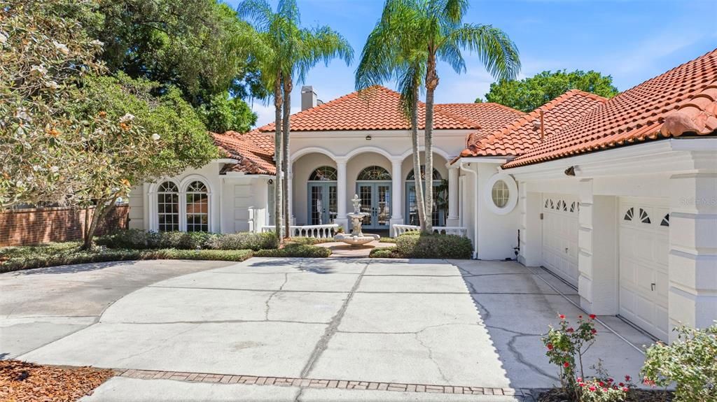 Active With Contract: $2,000,000 (4 beds, 3 baths, 4127 Square Feet)
