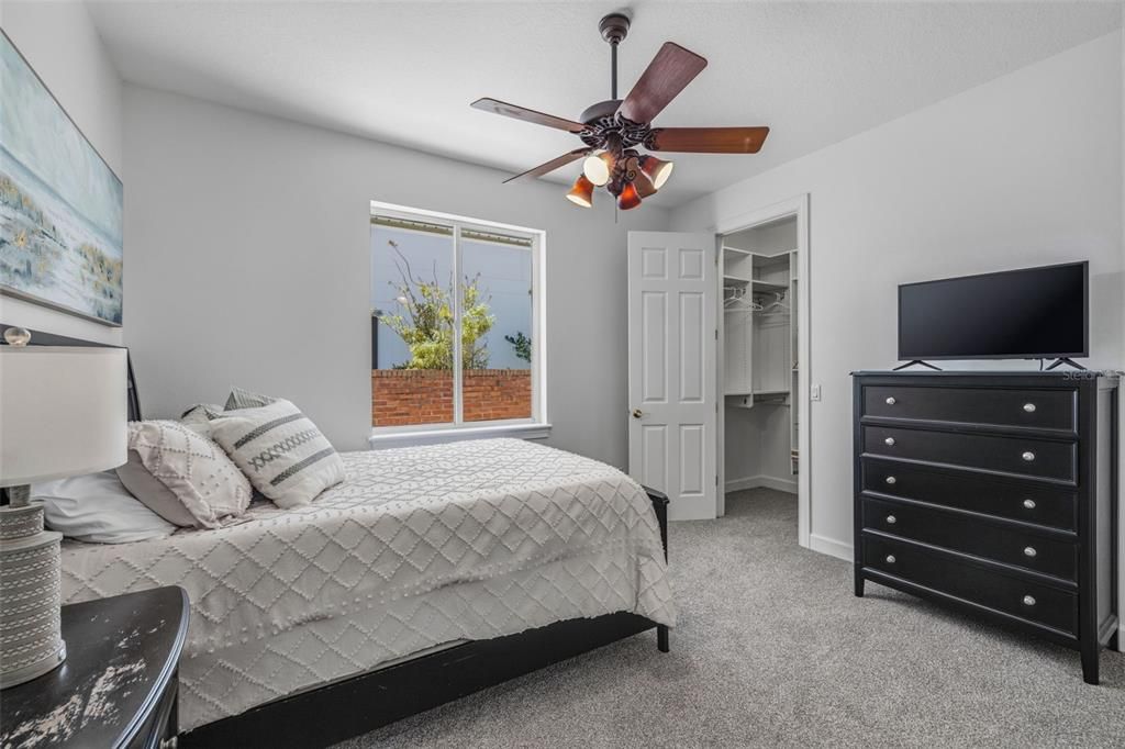 Active With Contract: $2,000,000 (4 beds, 3 baths, 4127 Square Feet)