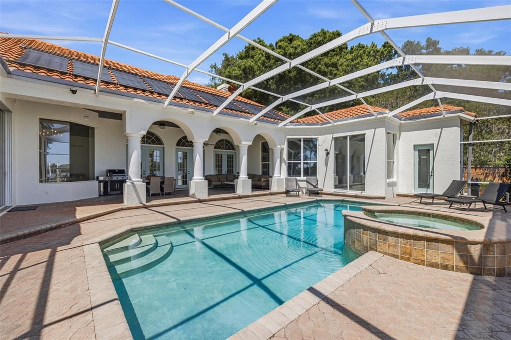 Active With Contract: $2,000,000 (4 beds, 3 baths, 4127 Square Feet)