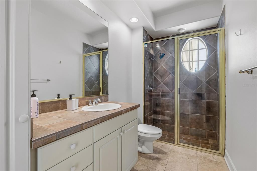 Active With Contract: $2,000,000 (4 beds, 3 baths, 4127 Square Feet)