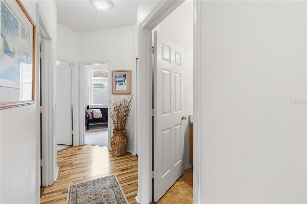 Active With Contract: $445,000 (4 beds, 2 baths, 1952 Square Feet)