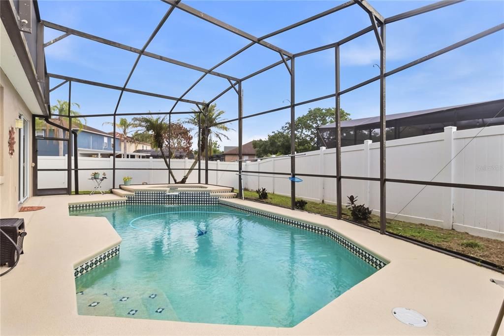Active With Contract: $445,000 (4 beds, 2 baths, 1952 Square Feet)